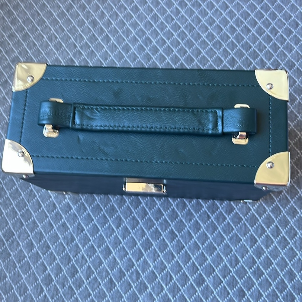 NWT La Mer Limited Edition Vanity Case Trunk Jewelry Box -- Emerald - Picture 8 of 12